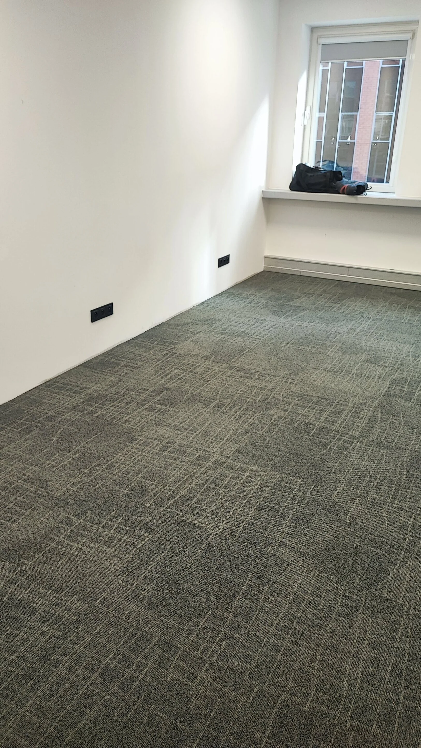 Płytki dywanowe w biurze — realizacja SB Floor